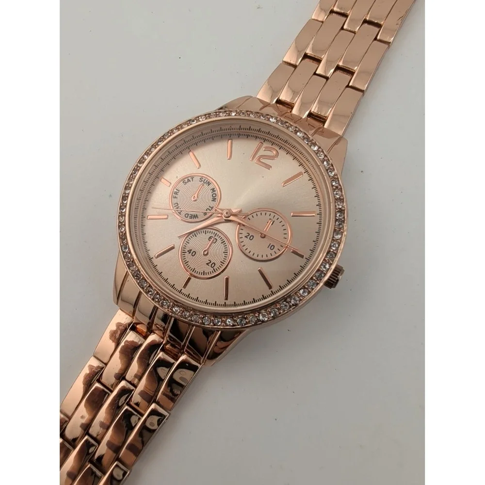 Women's Rose Gold Quartz Watch 38mm Case Crystal Bezel 7.25
